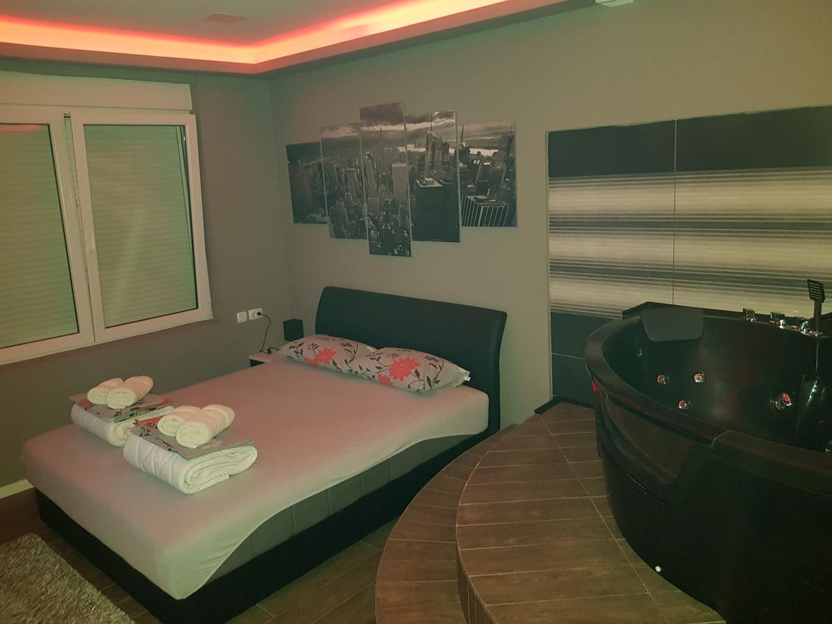 Ceca Apartman Ниш Екстер'єр фото